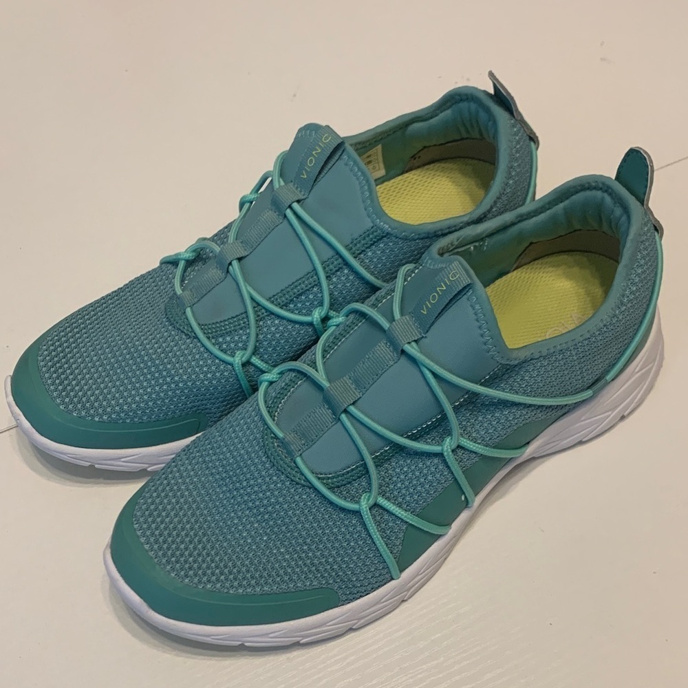 Vionic Women's Tennis Shoes